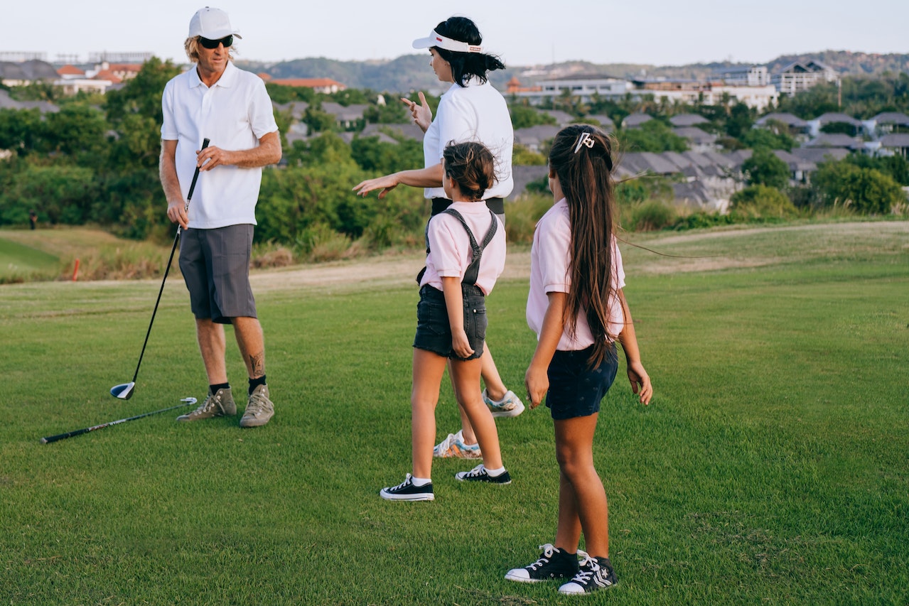 Lee más sobre el artículo GOLF, CLUBES Y EL CRECIMIENTO EXPONENCIAL: